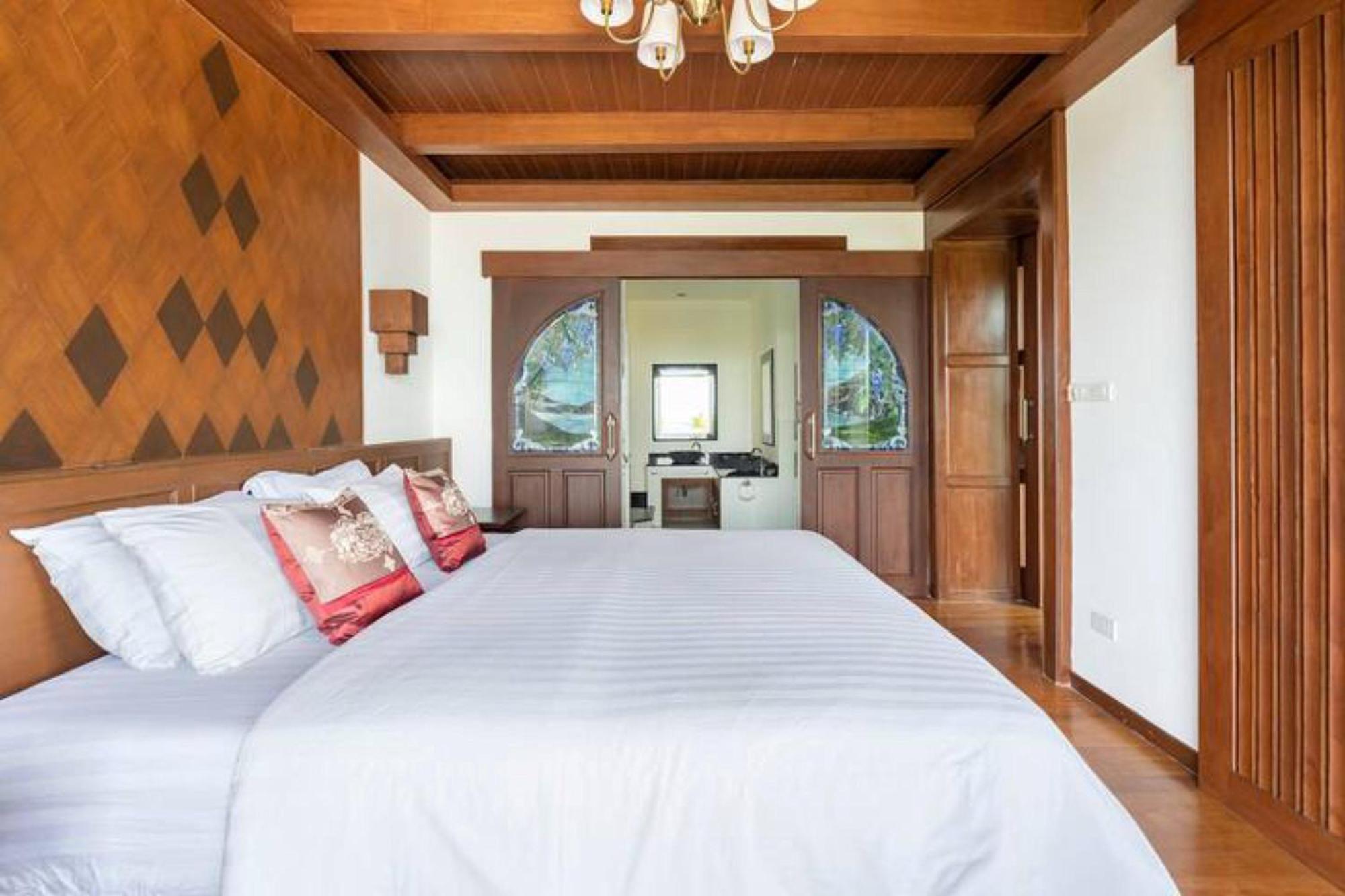 Thai Heritage Villa Melitta Bangrak Bohput, Beach, Pool, Seaviews, 6-Suite, Full Villa, Luxury, Aaa Location Koh Samui Kültér fotó